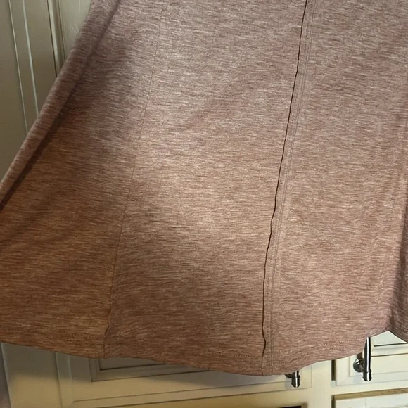 Tan blouse is new, no tags or brand. Size tag is wrong. I’m thinkin XL, generous - Picture 3 of 8